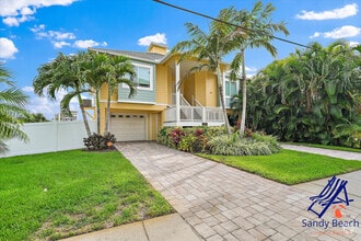 Building Photo - 4336 Belle Vista Dr