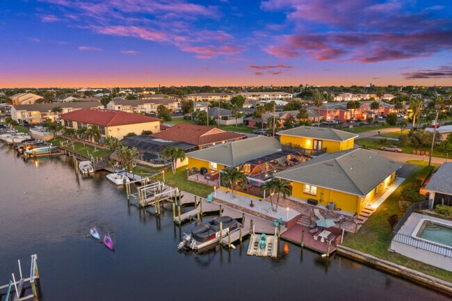 Building Photo - 1019 SE 40th St