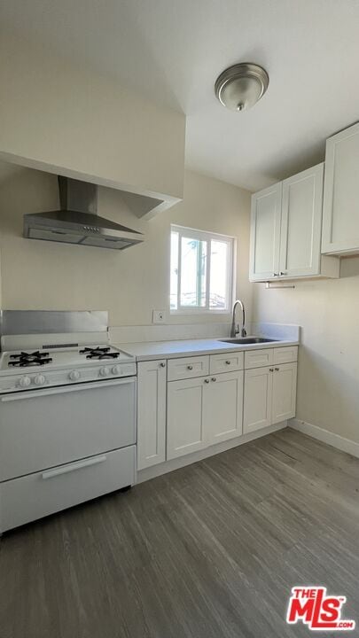 Building Photo - 836 S Catalina St