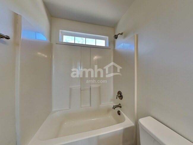 Building Photo - 114 Parsons Green Ct