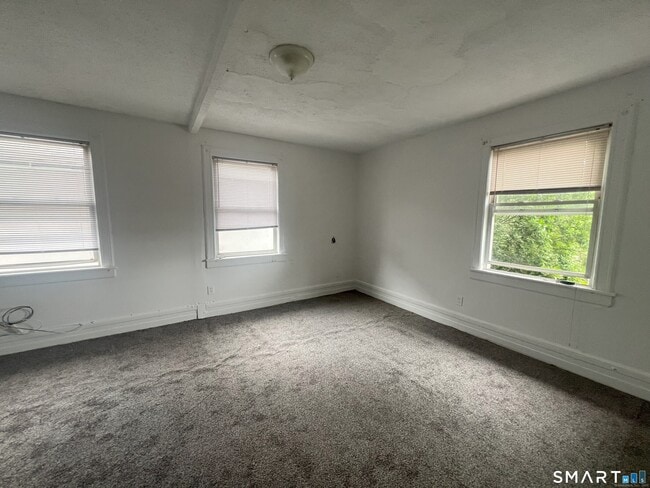 Building Photo - 270 East Ave