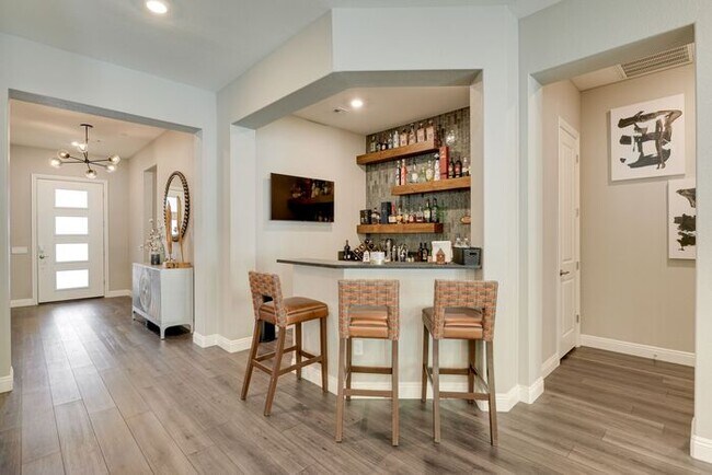 Building Photo - BEAUTIFULLY FULLY FURNISHED 4 BEDROOM 3.5 BATH HOME IN 89138