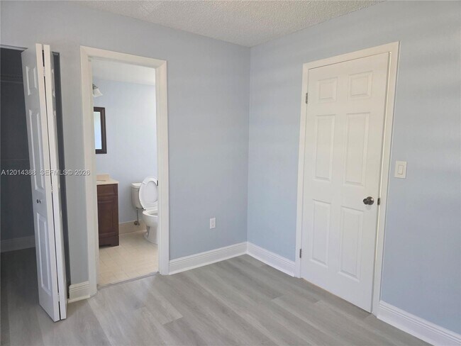 Building Photo - 13022 SW 88th Terrace N