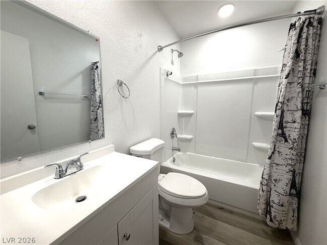 Building Photo - 2724 Aarondavid Dr