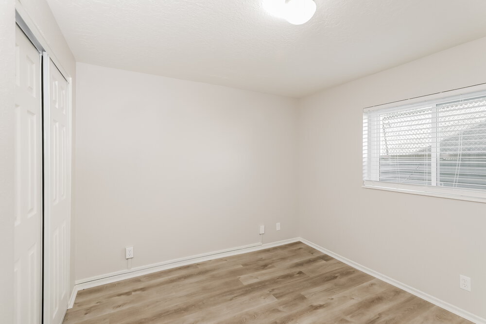 Building Photo - 4867 3000 W St