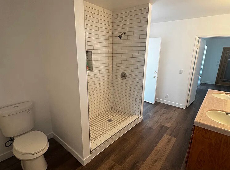 Building Photo - 4350 Filhurst Ave