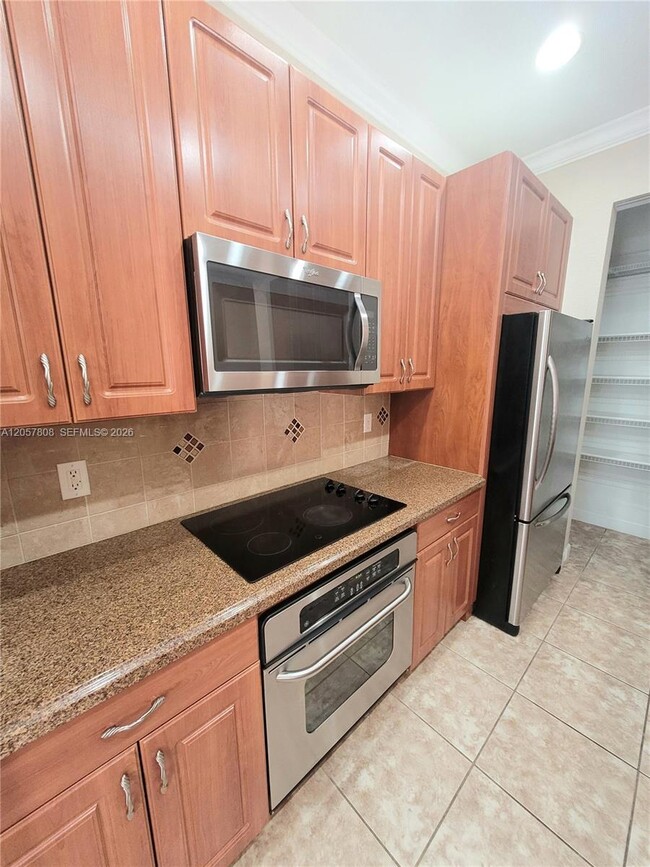 Building Photo - 8707 Buckskin Manor