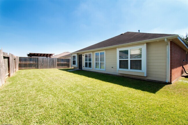 Building Photo - 2630 Steelhead Dr