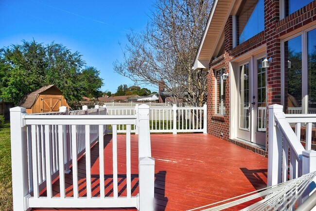 Building Photo - FOR RENT VIRGINIA BEACH