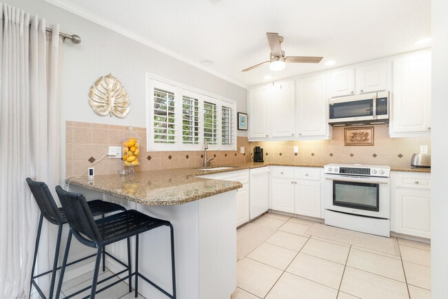 Building Photo - 10 Sailfish Ln