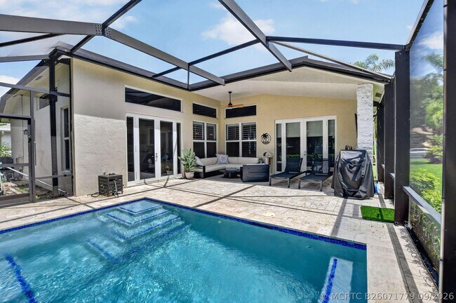 Building Photo - 10 Lake Eden Dr