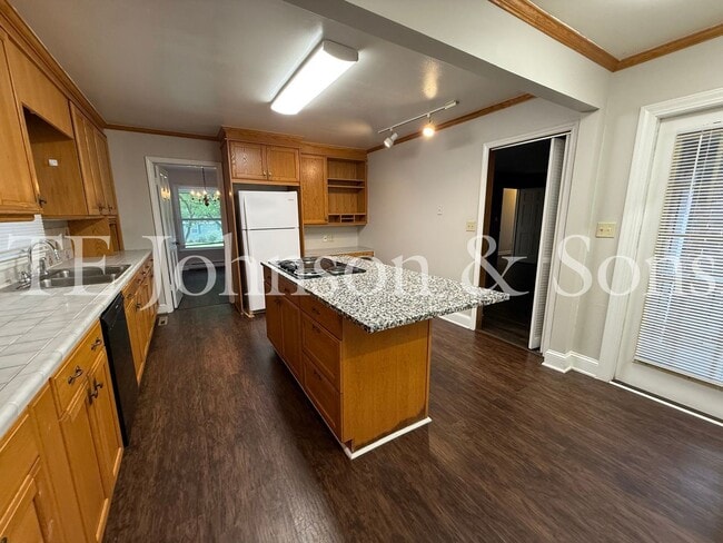 Building Photo - 2722 Winslow Ln