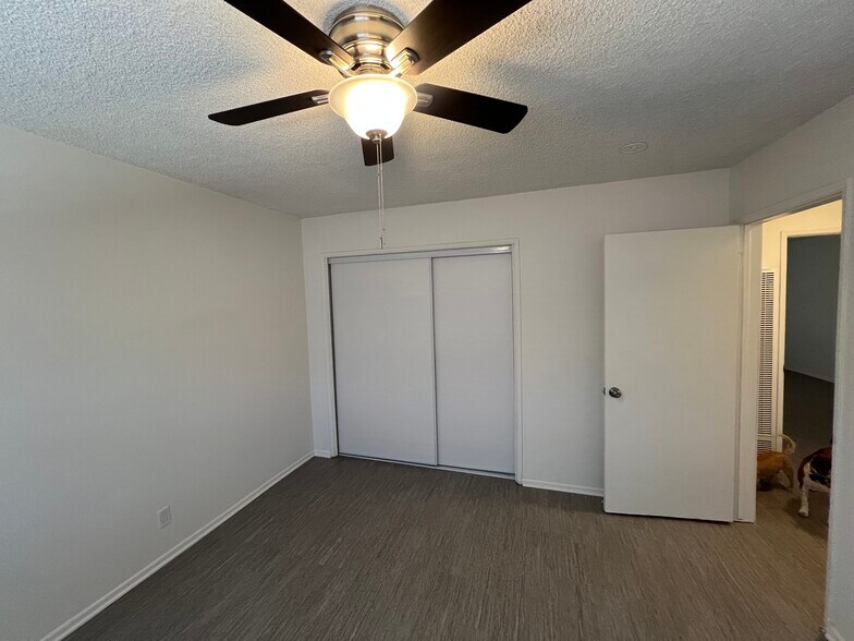 Building Photo - 5942 Malabar St