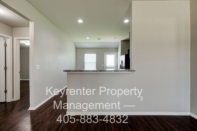 Building Photo - Gorgeous 3 Bed 2 Bath in Moore/SE OKC