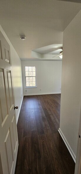 Building Photo - 5109 Marie Cir