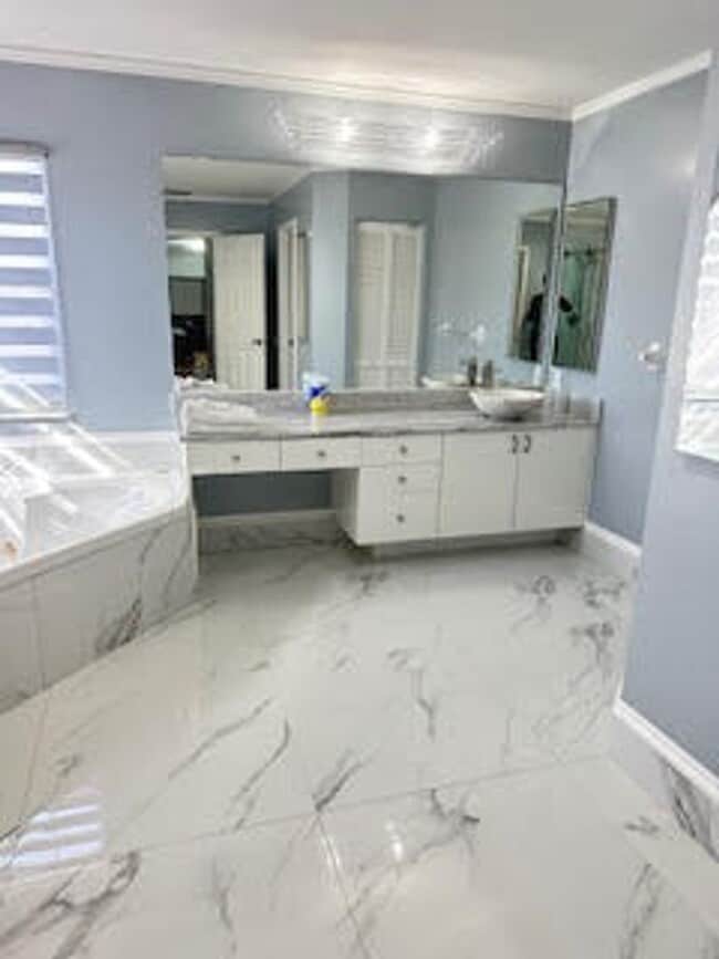 Building Photo - 550 Cypress Crossing