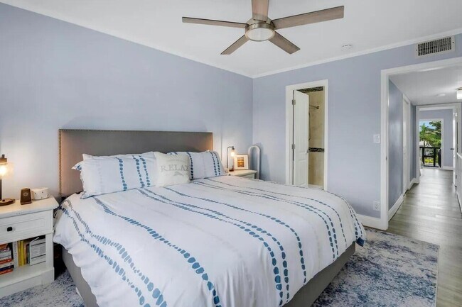 Building Photo - 1839 SE 4th St