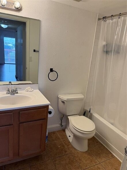 Building Photo - 7610 Westwood Dr