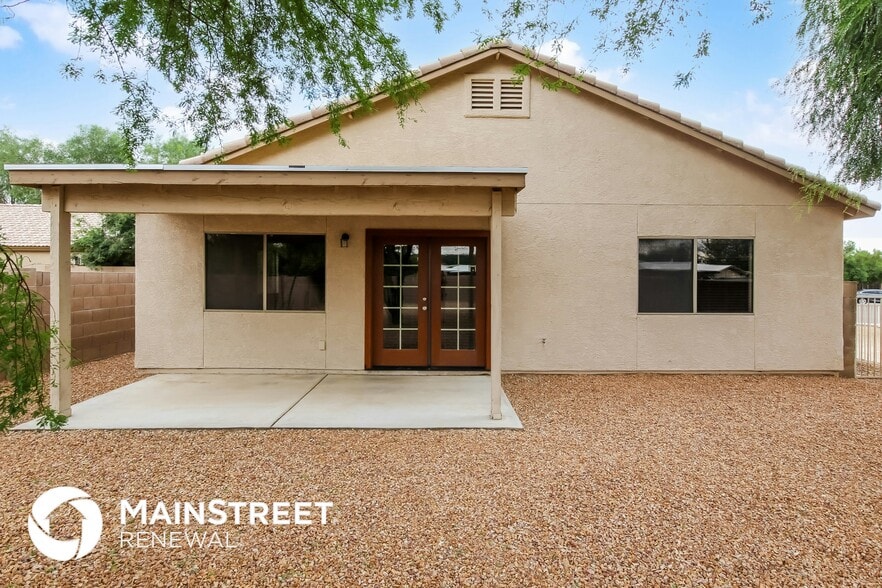 Building Photo - 7783 N Altissimo Pl