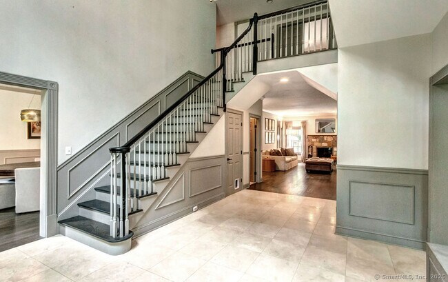 Building Photo - 76 High Hill Cir