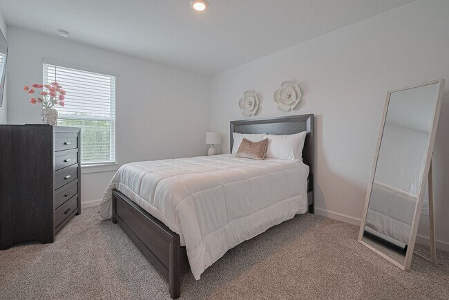 Building Photo - 10405 Hadley Pk Trl