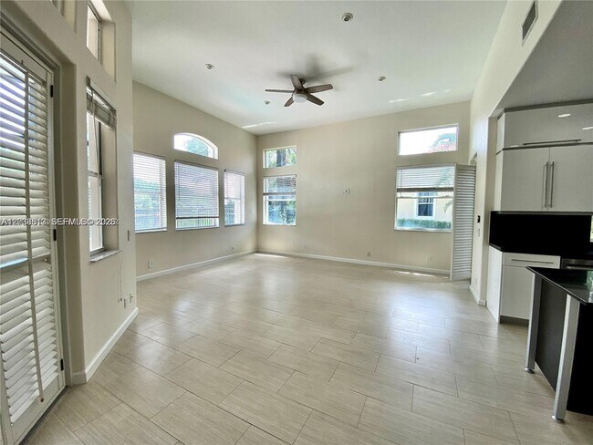 Building Photo - 2694 Oakmont Dr