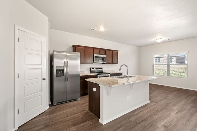 Building Photo - New Year's Promotion! Three Bedroom | Two ...