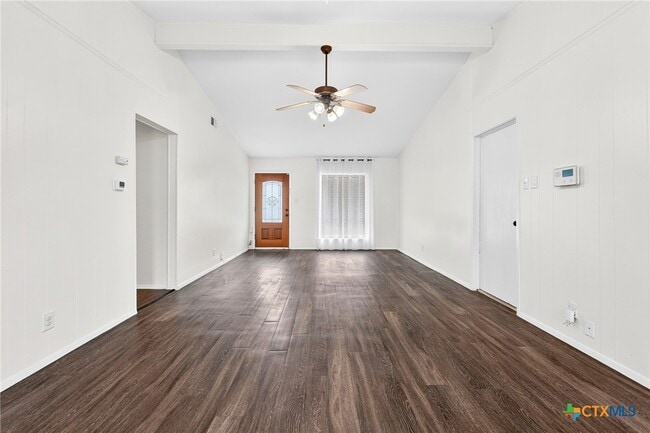 Building Photo - 8408 Maine Dr