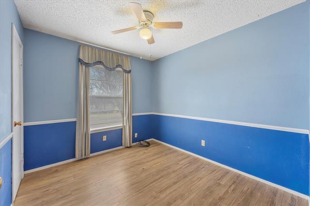 Building Photo - 1006 E Martin Ln