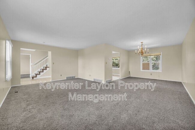Building Photo - 2420 Bonneville Terrace Dr