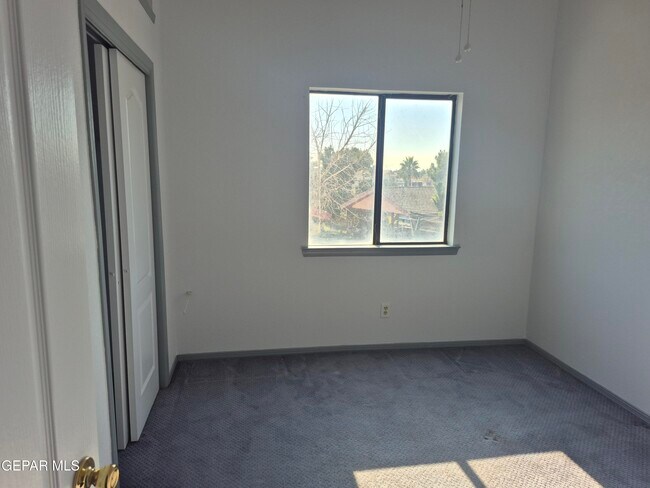 Building Photo - 12143 Noel Espinoza Cir