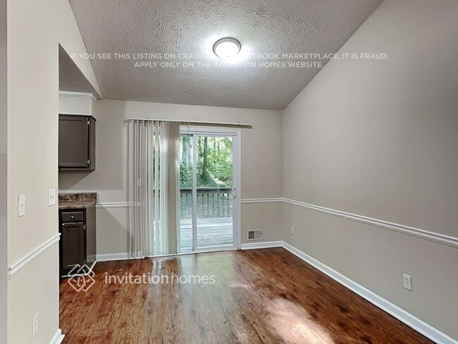 Building Photo - 40 Brook Valley Dr