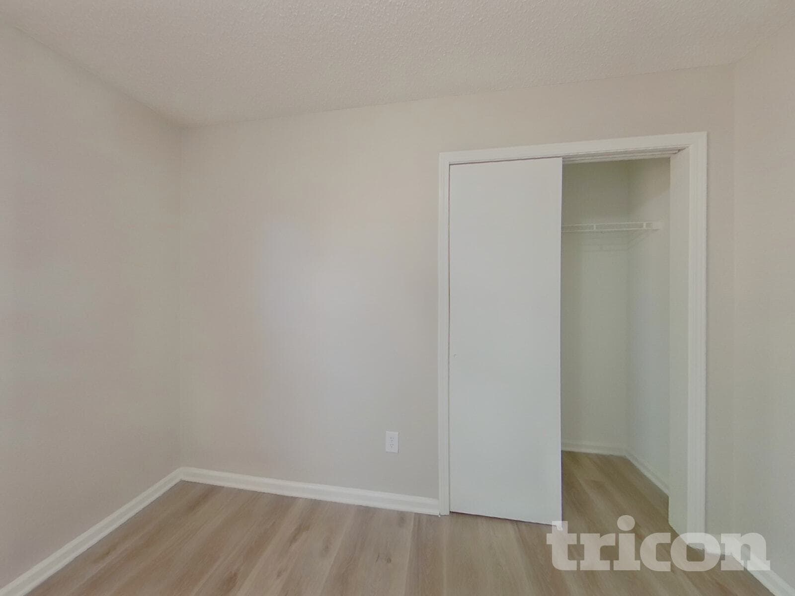 Building Photo - 3 Glen Knoll Ct