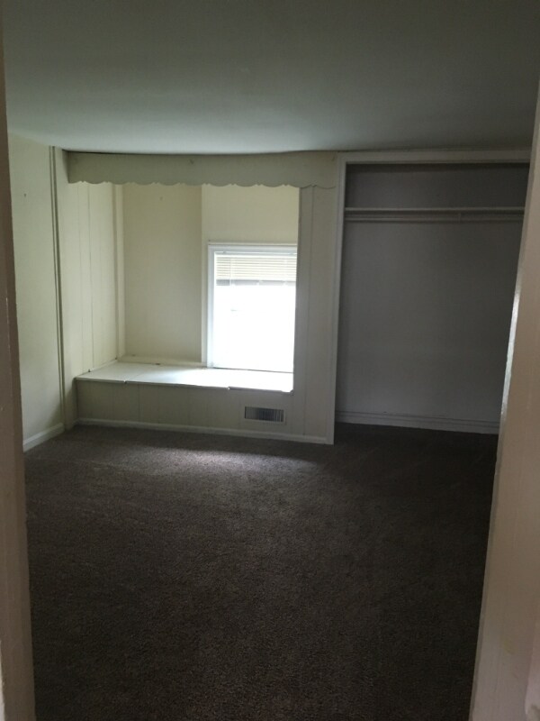 Building Photo - 14 S East St