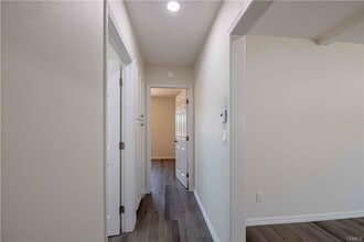 Building Photo - 5341 Cedros Ave