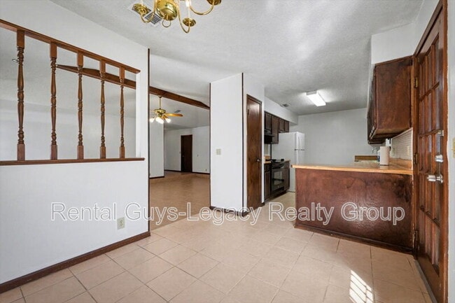 Building Photo - 6019 Blank Dr