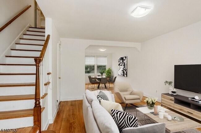 Building Photo - 176 Millburn Ave