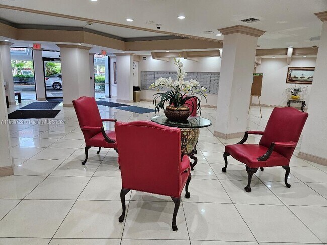 Building Photo - 1300 NE Miami Gardens Dr