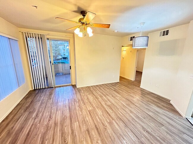 Building Photo - 7143 S Durango Dr