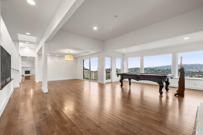 Building Photo - 45 Meadow Hill Dr