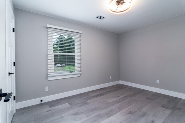Building Photo - 109 Appleton Blvd