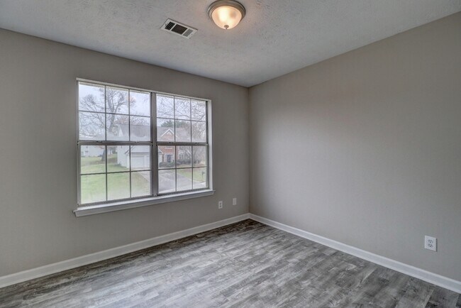 Building Photo - 2864 Da Vinci Blvd
