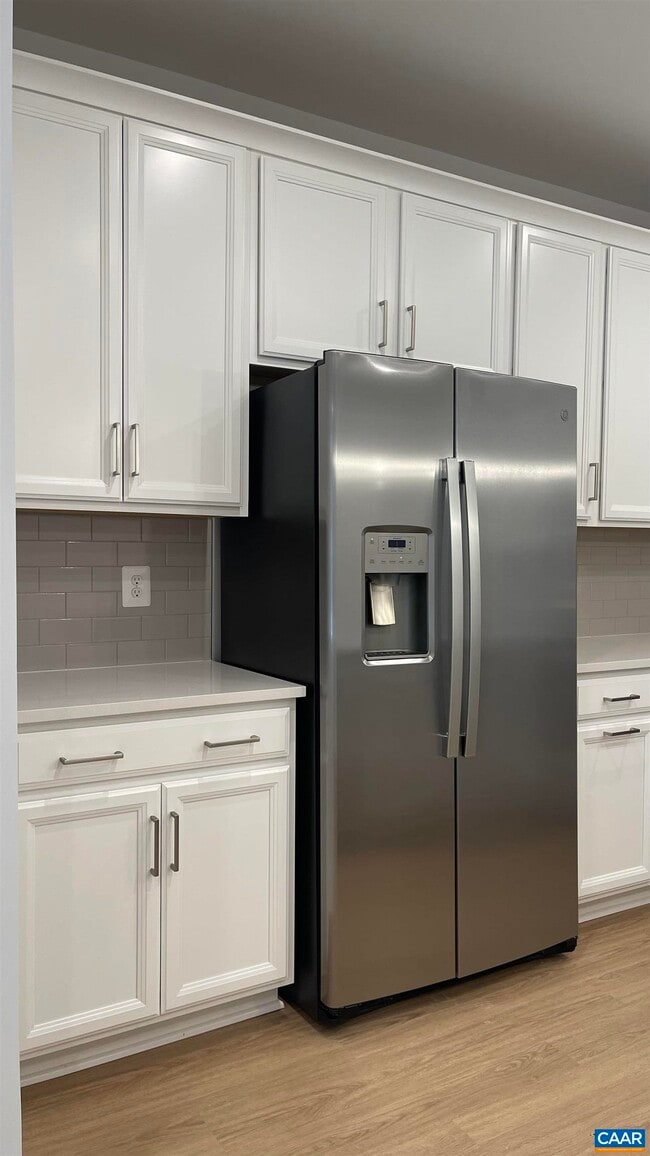 Building Photo - 809 Wesley Ln