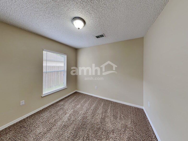 Building Photo - 6407 Tabogi Trl