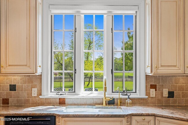 Building Photo - 13 Driftwood Ln