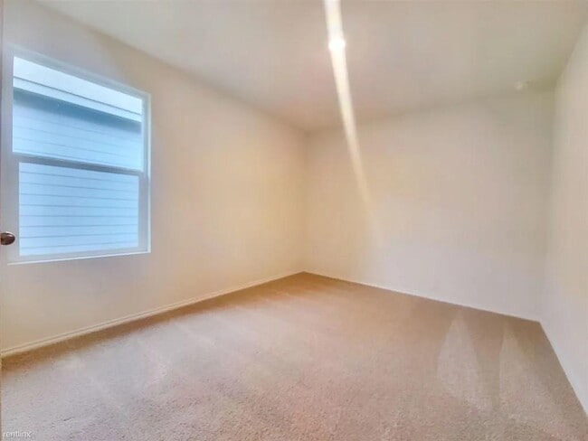 Building Photo - 14504 Fitzgibbon Dr