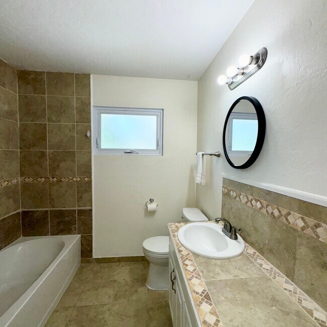Building Photo - 2646 Cheryle Ln