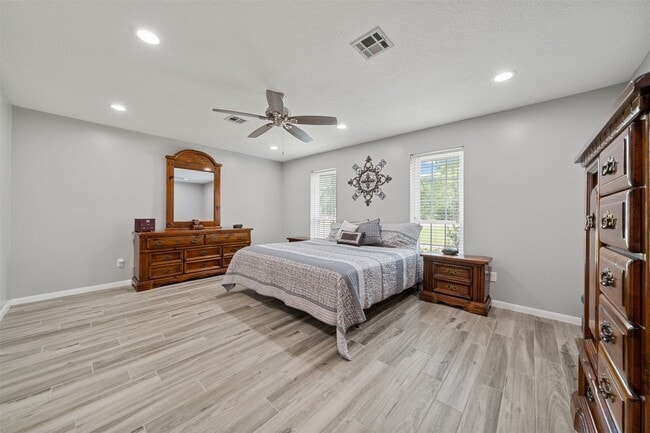 Building Photo - 18823 Cypress Church Rd