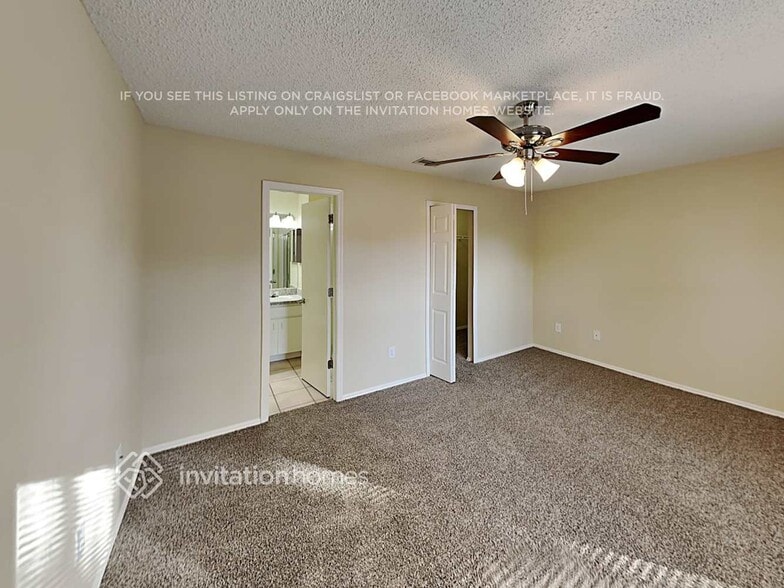 Building Photo - 12514 Dawn Vista Dr