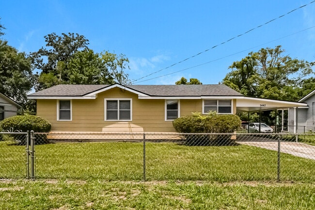 Building Photo - 5442 Marcia Cir